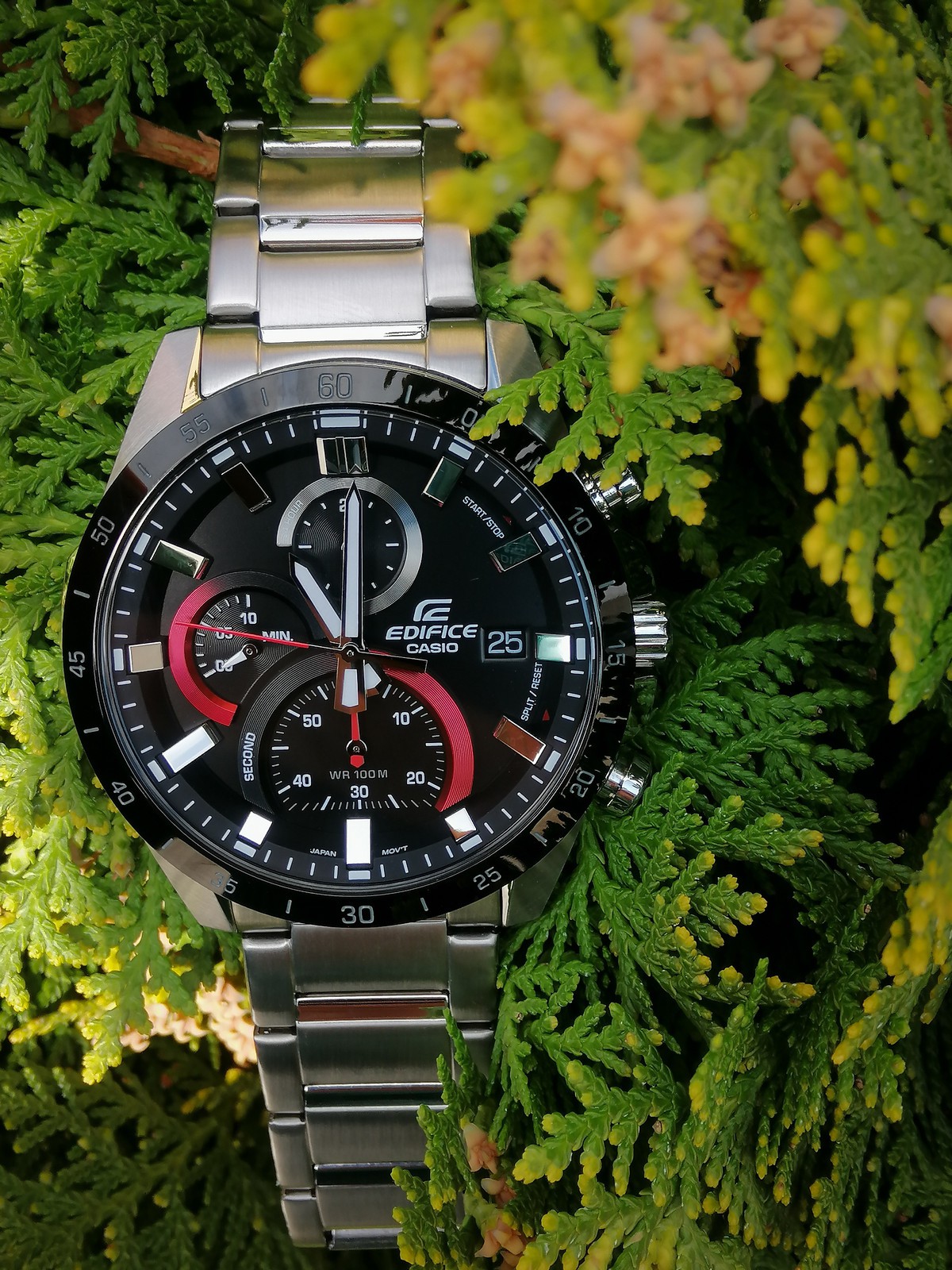 CASIO EDIFICE EFR-571DB-1A1